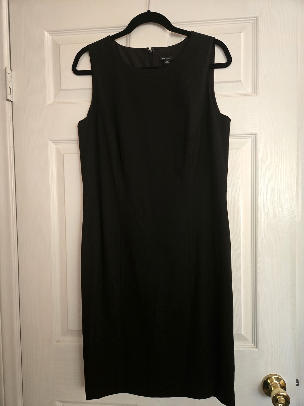 Ann Taylor Black Sleeveless Sheath Dress